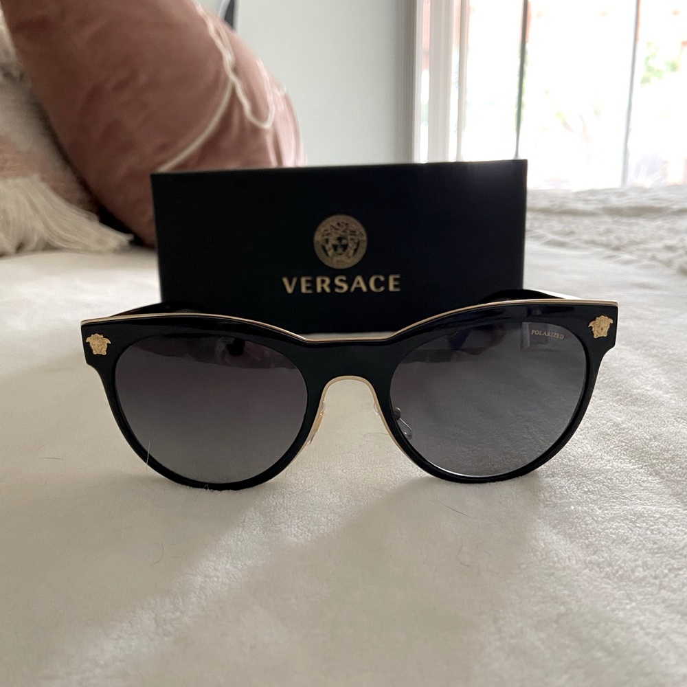 Versace Sunglasses 🕶